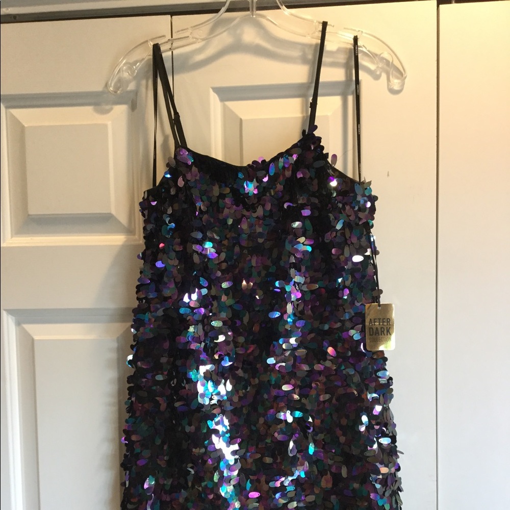 New Forever 21 Sequin Dress 🎉💗